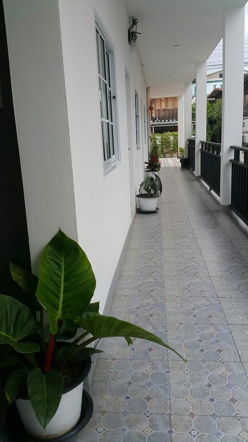 Hotel Patchy & Ppraw Family Ubon Ratchathani Exterior foto
