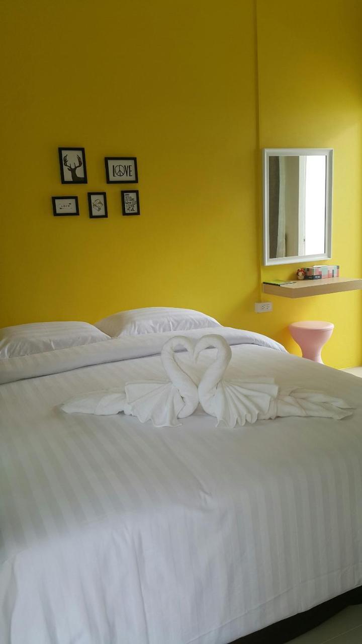 Hotel Patchy & Ppraw Family Ubon Ratchathani Exterior foto